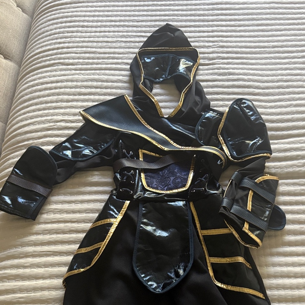 Kids Black and Gold Ninja Costume